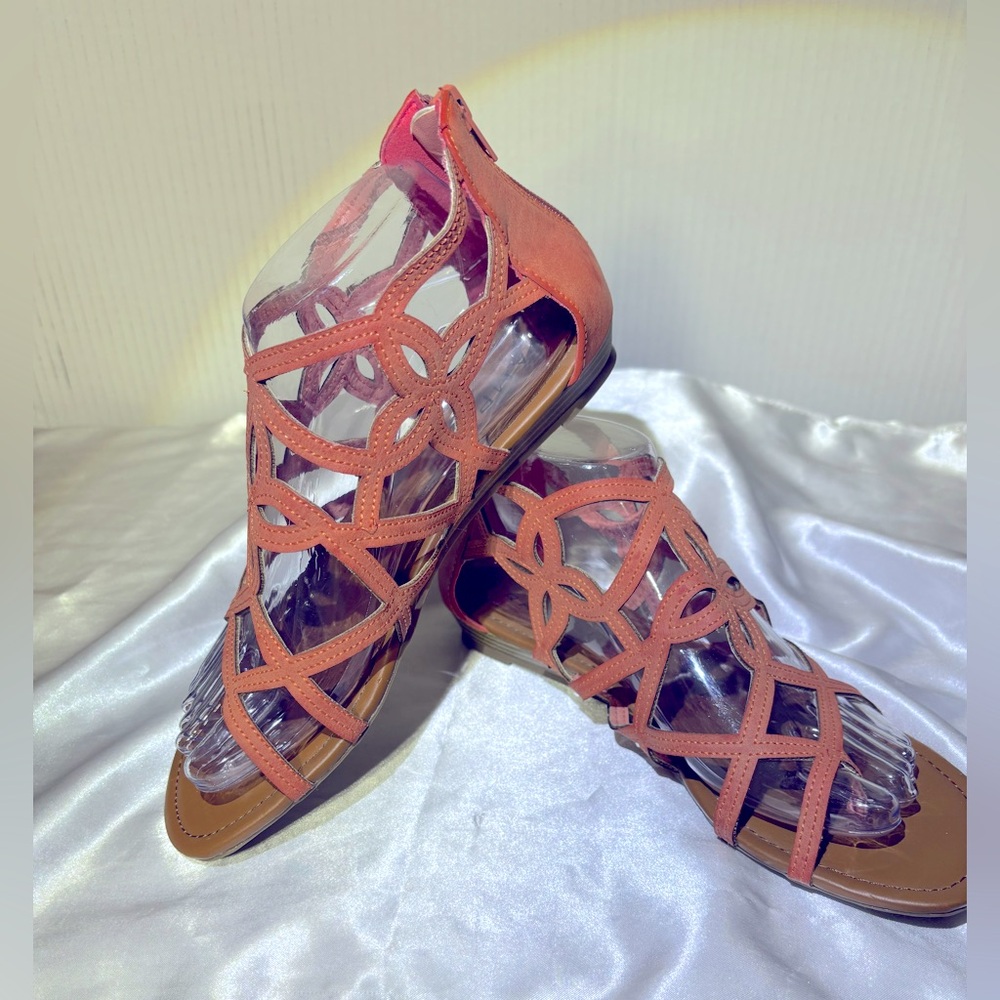 Rampage women’s size 8 summer sandals in orange zip in the back for easy…